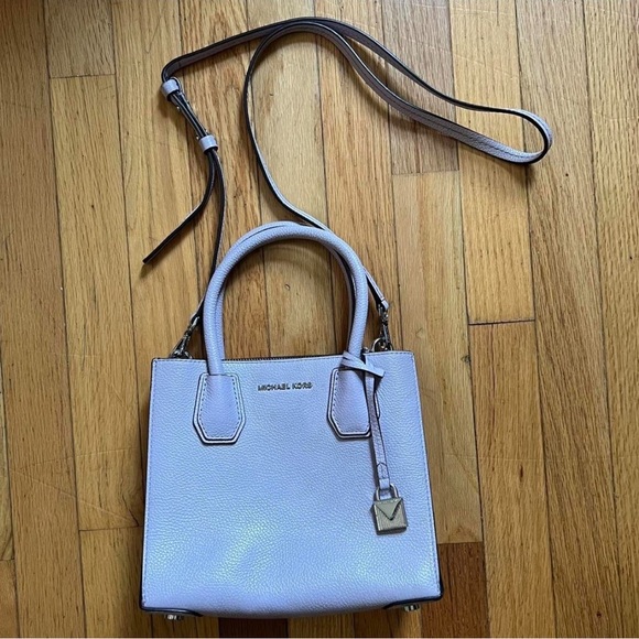 Michael Kors Purse - Picture 1 of 6